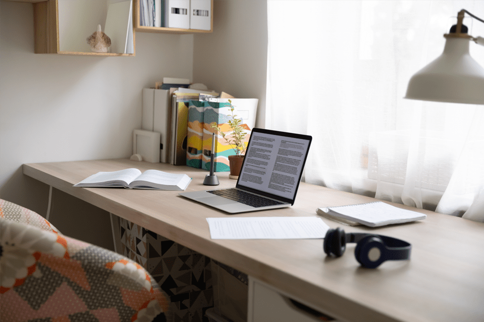 How to Build a Home Workspace for Online Learning